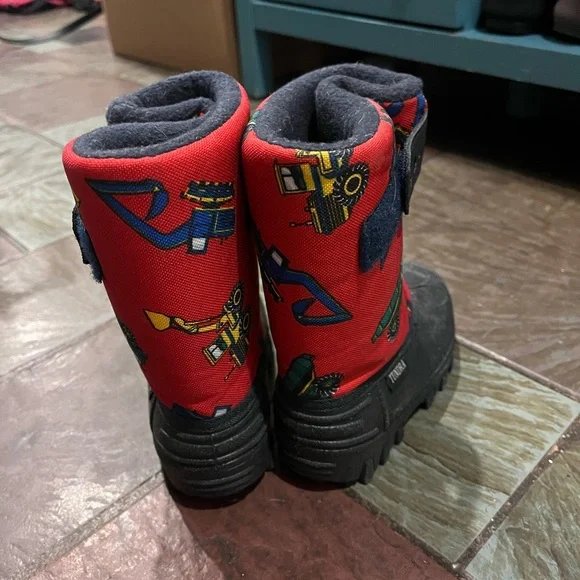 Tundra Toddler Boy size 9 Red and Black Winter Boots - Picture 5 of 5